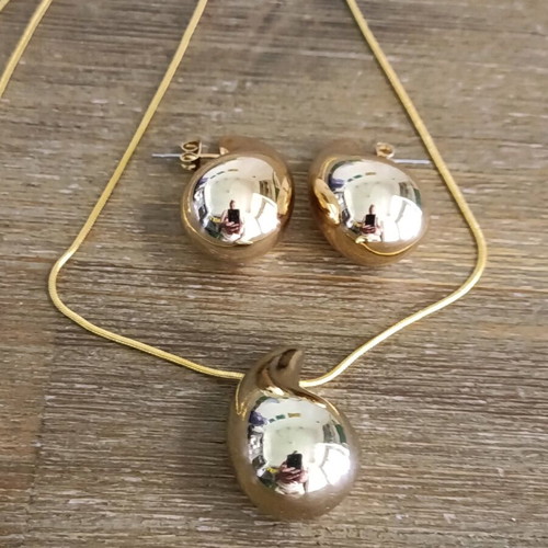 Women's jewelry set necklace with earrings 18k gold plated stainless steel new