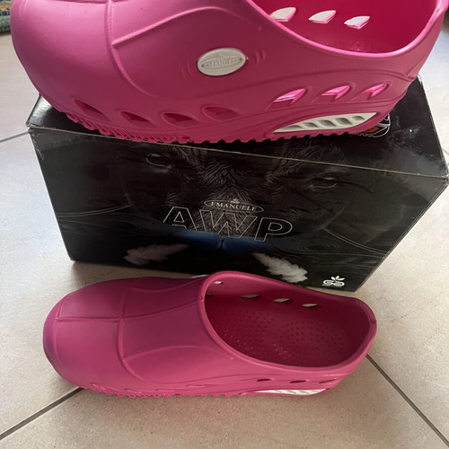 Nursing anatomical shoes new, size 42, pink