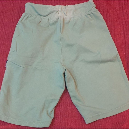 Five Star boys' shorts used, size 116 cm, green