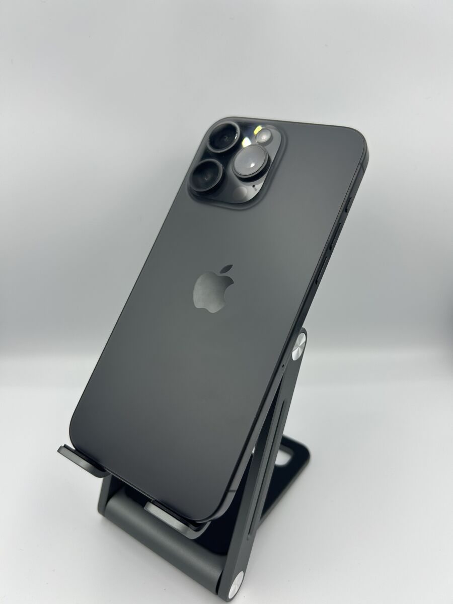 iPhone 15 Pro Max 256GB like new with… - € 780,00 - Vendora.cy