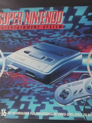 Super Nintendo Entertainment System (SNES) μεταχειρισμένο με κουτί και δελτίο εγγύησης