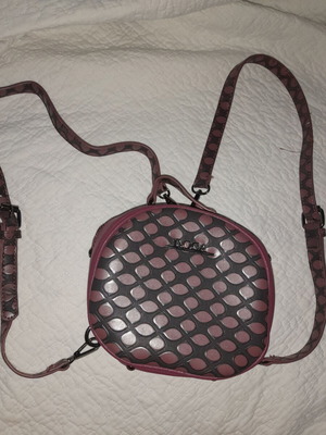 Doca bag bordeaux like new, with backpack and handbag straps