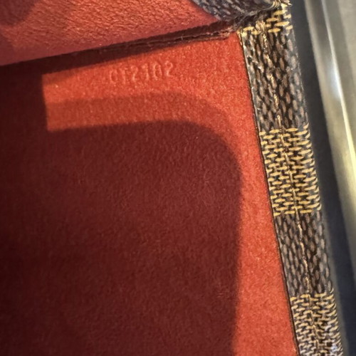 Louis Vuitton handbag like new, brown