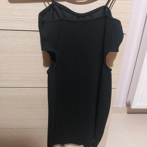 Black women's dress simple with side slits, like new, Bershka