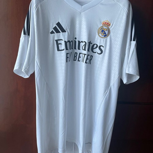 Real Madrid T-Shirt genuine, new adidas