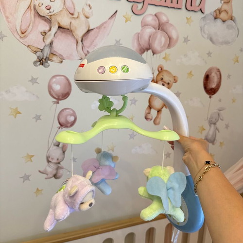 Fisher-Price musical baby mobile like new