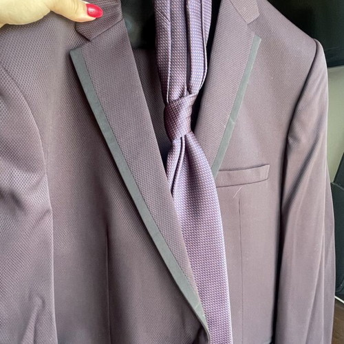 Davvero suit like new, jacket size 53, trousers size 44, multicolor
