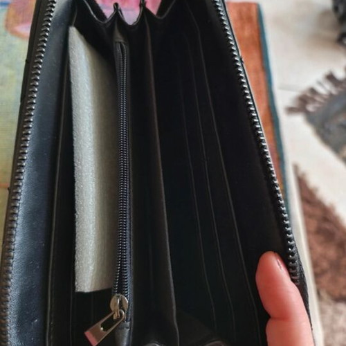 Women's large quilted wallet with star, black, new