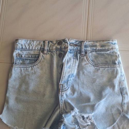 Pink Woman High Rise Denim Shorts size XS like new, light blue
