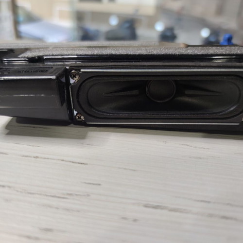 Samsung UE32M5602AK TV speakers like new