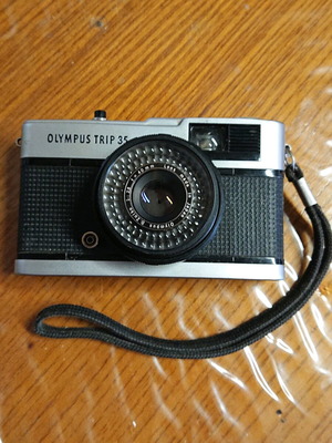 Olympus Trip 35 camera like new
