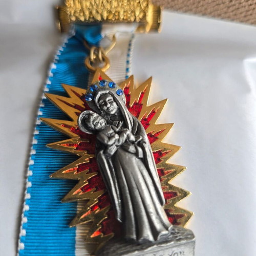 Vintage Bavarian religious medals collection like new