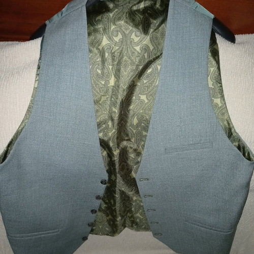 Vittorio Artist green suit with vest size M new