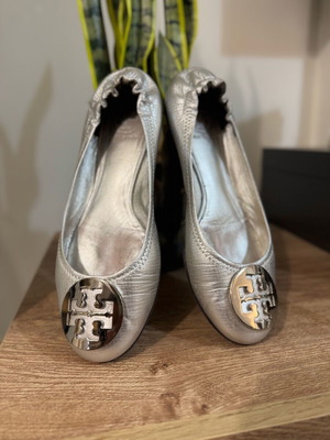 Μπαλαρίνες Tory Burch Reva ασημί μεταχειρισμένες, μέγεθος 38