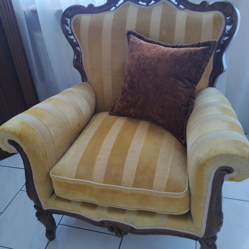 HANDMADE SOFA