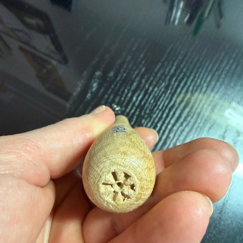 Rug hook like new with wooden handle