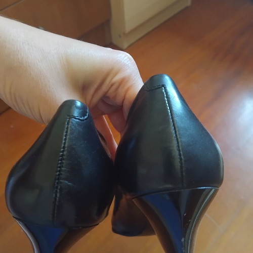 Nine West peep toe leather pumps like new, size 39, black