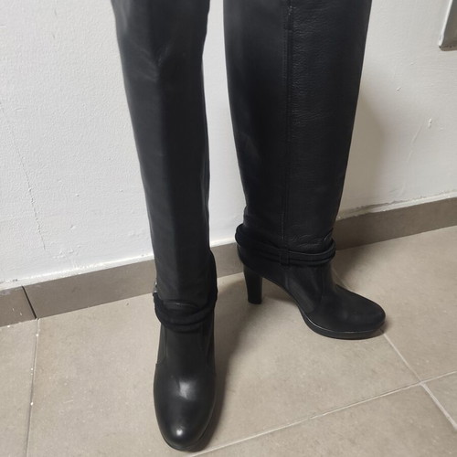 Mare leather boots like new, black, 8 cm heel, size 37