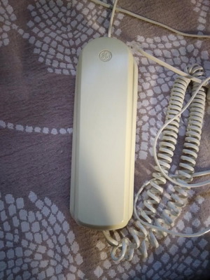 General Electric Touch Tone Phone Model No. 2 - 9120a like new, white, wired