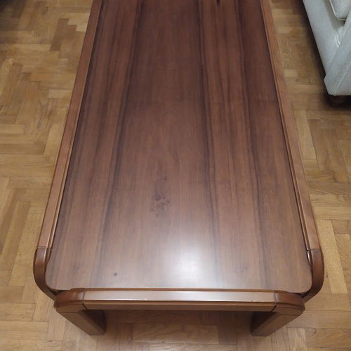 Set of 2 wooden coffee tables, one large and one small