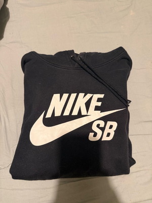 Nike SB hoodie black size M used