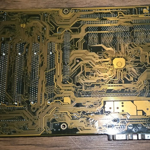 PA61 REV.D2 Motherboard used, Slot 1, 3 RAM slots, 4 PCI slots