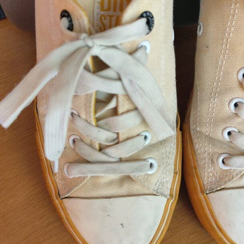 Vintage women fashion shoes used No 40 white-yellow