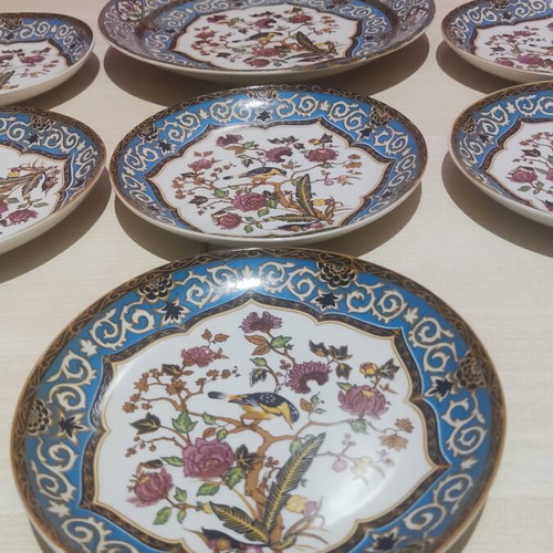 Vohenstrauss vintage porcelain plates set of 7 with Oriole Decor like new
