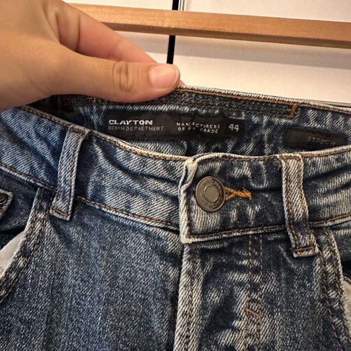 Enoikio jeans like new, sizes M and L