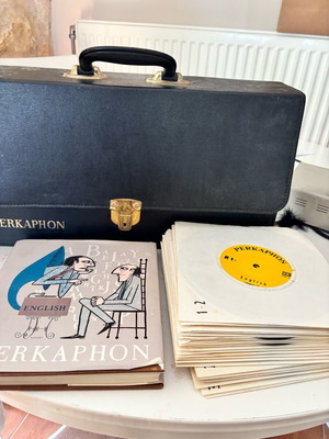 Perkphon English learning discs and books used