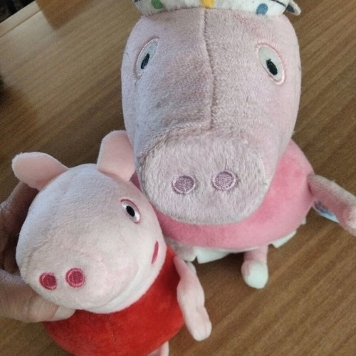 Peppa Pig plush set of 2 like new