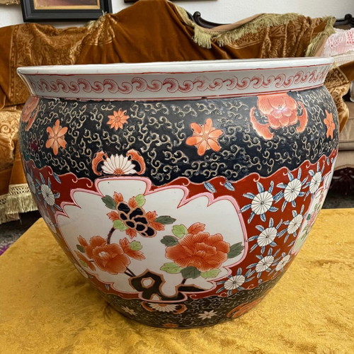 Handmade huge vintage kaspo in excellent condition