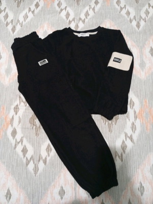 Evita black tracksuit set like new, size 8 years