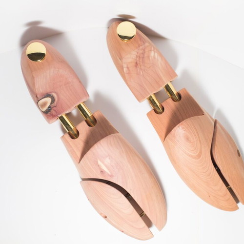 Cedar Shoe Trees size 40 like new with rich cedar aroma