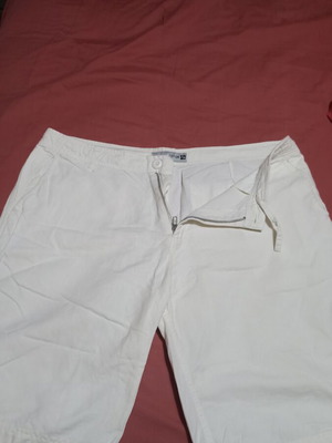 Quiksilver Bermuda shorts like new, size XL, white