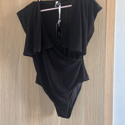 Nadia Rapti bodysuit size medium new, black