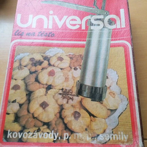 Cookie machine used with many attachments and instructions