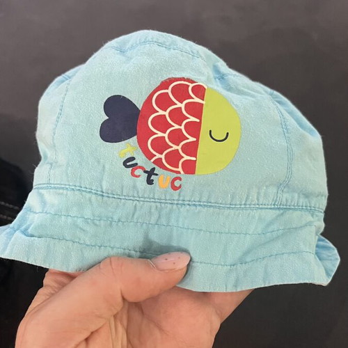 Tuc Tuc baby hats like new, up to 6-8 months