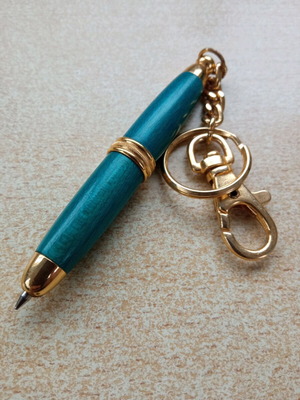 Keychain pen like new, classic small design