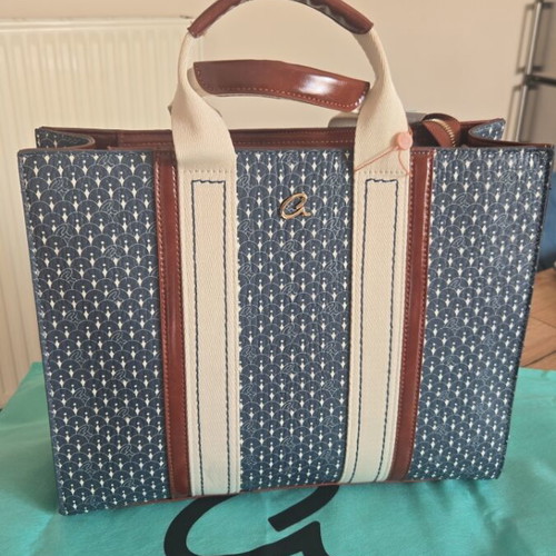 Axel multicolor handbag new