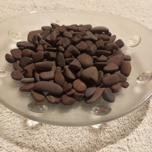 Ionian Sea Brown Decorative Pebbles like new