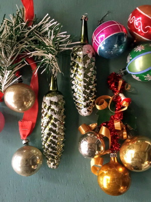 Vintage Christmas glass ornaments like new