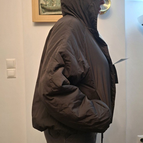 Massimo Dutti jacket like new with hood, size L, black