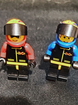 Lego Extream Team 2 pilots used, 1998