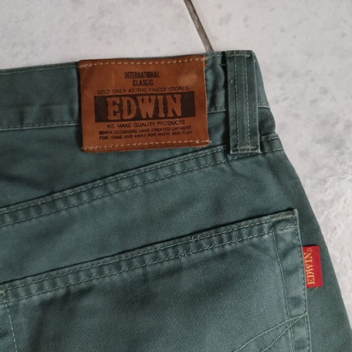 Vintage Edwin pants green like new, size L