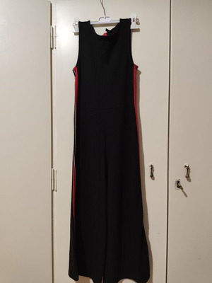 Stradivarius jumpsuit used with sporty red and white side stripes