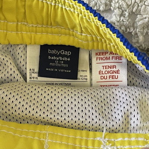 Gap clothes like new for boy 12-18 months