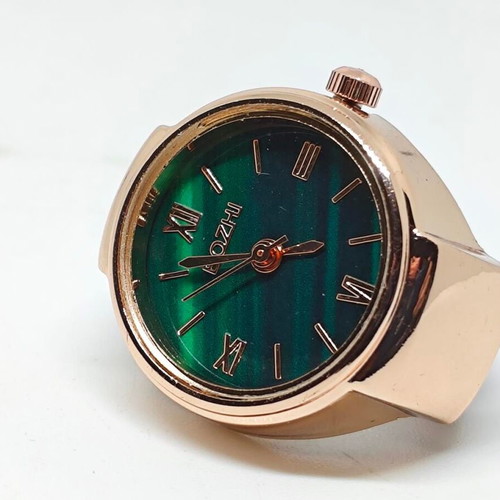 Bozhi Ring Watch with Green Dial and Gold Bracelet new