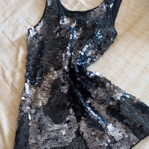 Sequin top new, black