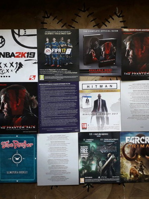 Συλλεκτικά φυλλάδια παιχνιδιών PS4